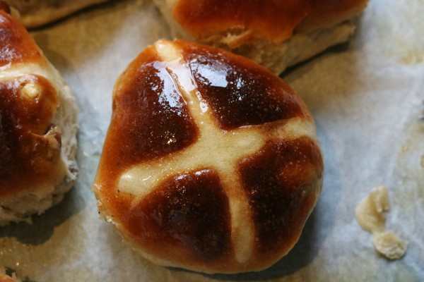 Hot cross bun