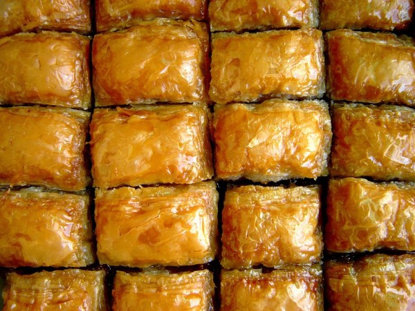 Bakllava me mjaltë