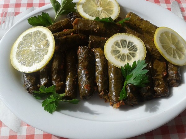 Yarpaq dolmasi