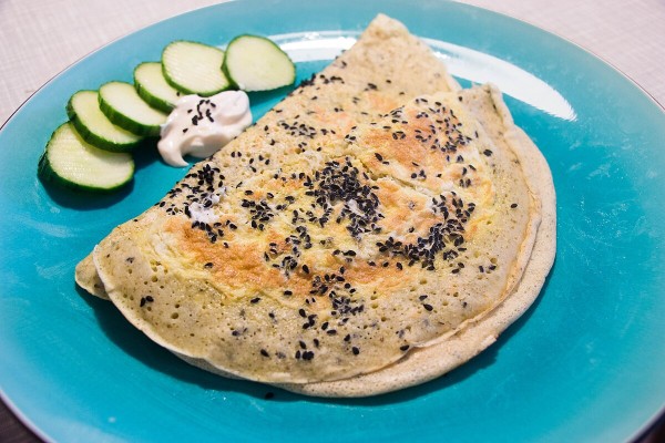 Sesame pancakes