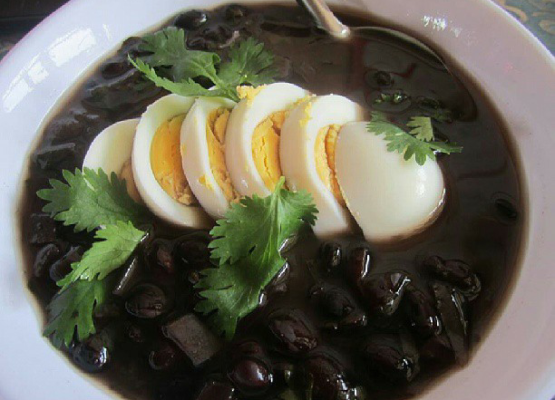 Sopa negra