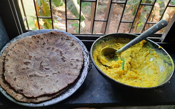 Bhakri