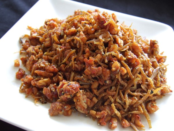 Sambal goreng teri