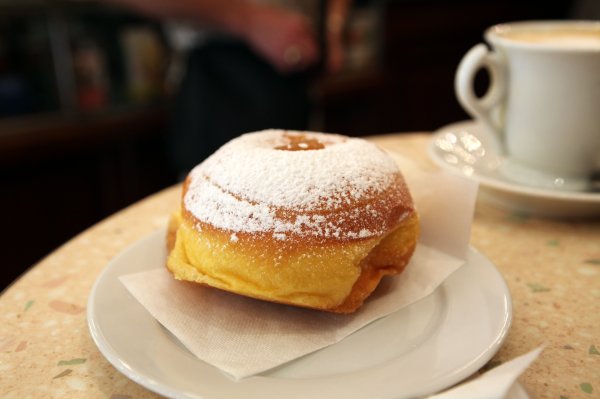 Bombolone