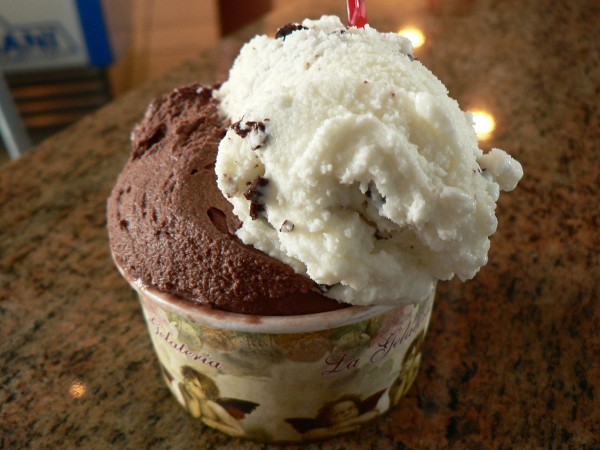 Gelato stracciatella