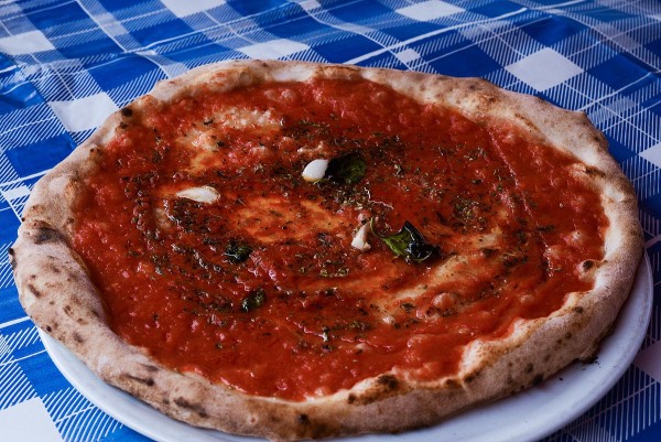 Marinara pizza