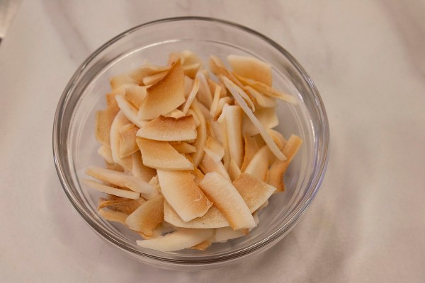 Coconut chips