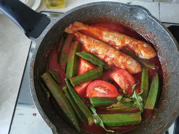 Asam pedas ikan