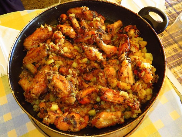 Pollo al ajillo