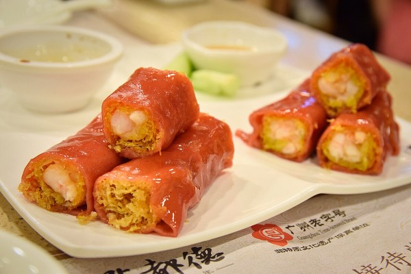 Fried shrimp rolls