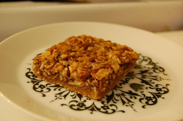 Pecan pie bars