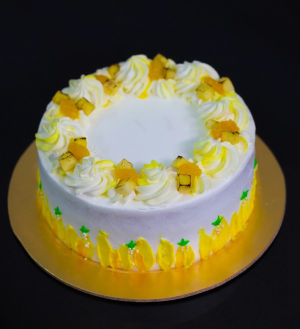 Pineapple cake