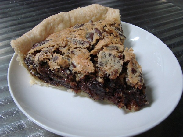 Walnut pie