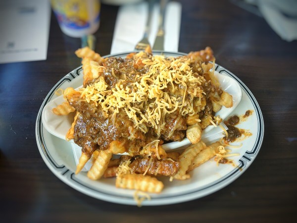 Chili fries