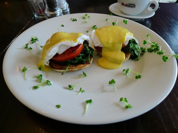 Eggs florentine