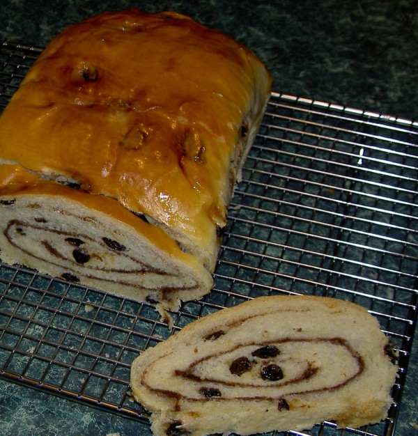 Raisin bread