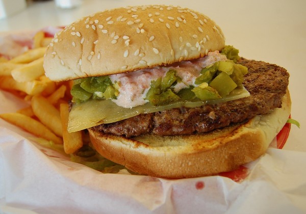 Green chile cheeseburger