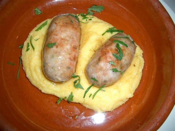 Polenta e salsiccia