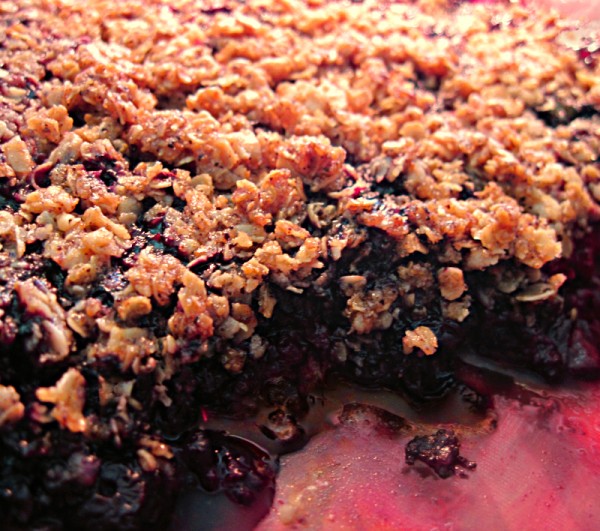 Blueberry crisp