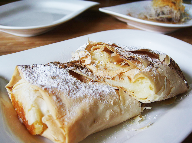 Bougatsa