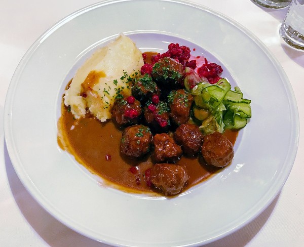 Köttbullar