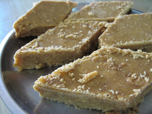 Besan barfi