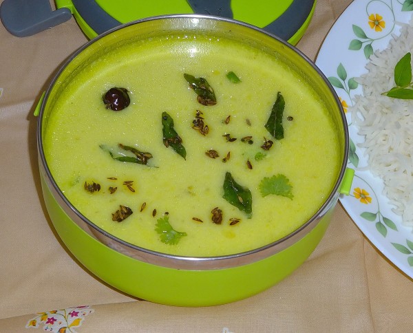 Gujarati kadhi