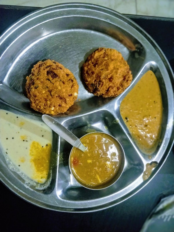 Pottukadalai thogayal