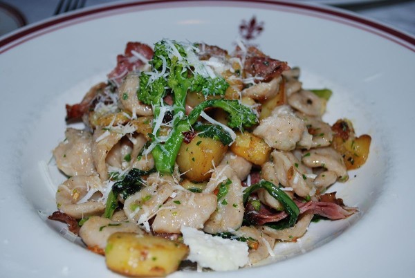 Orecchiette con cime di rapa