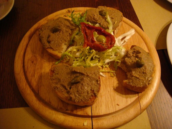 Crostini toscani