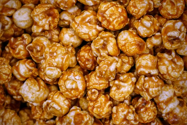 Caramel popcorn