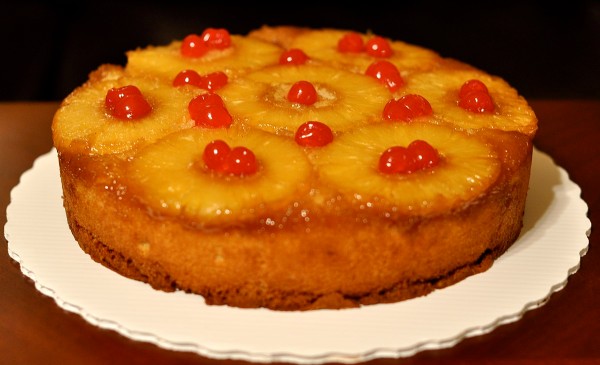 Pineapple upside down cake