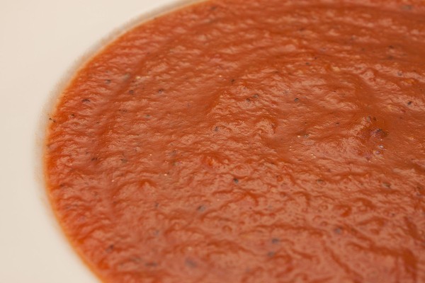 Sopa de tomate e cebola