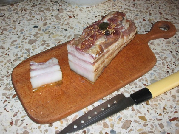 Slanina afumata