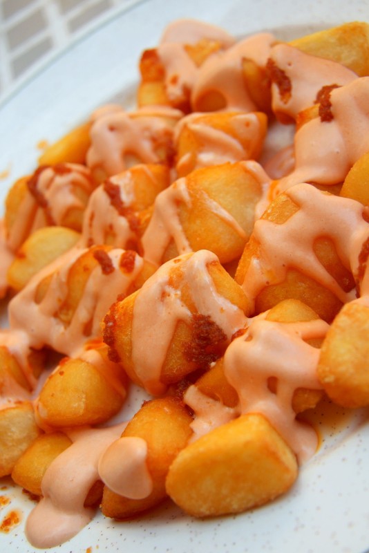 Patatas bravas