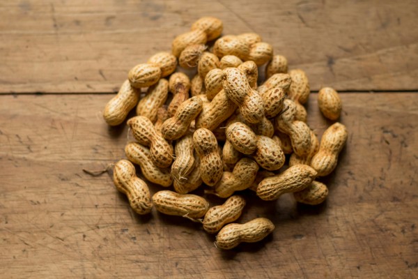 Roasted groundnuts