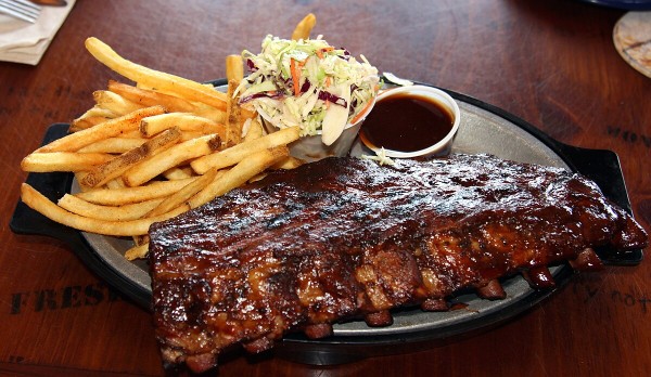 Barbecue pork ribs