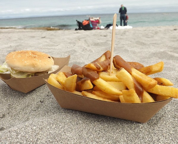 Chips and curry